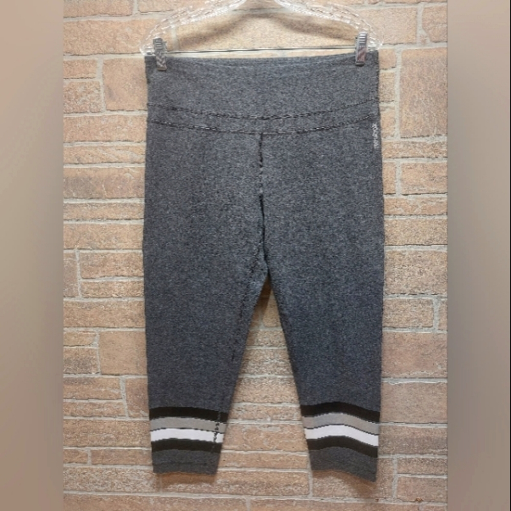 Reebok size XL grey leggings
